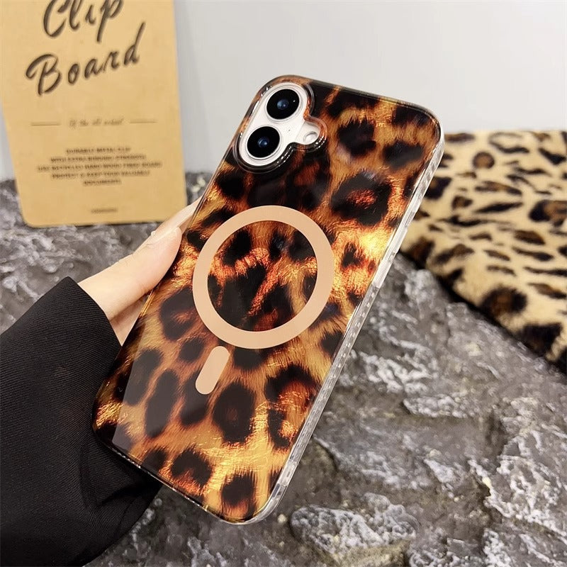 Cool Leopard | MagSafe Phone Case