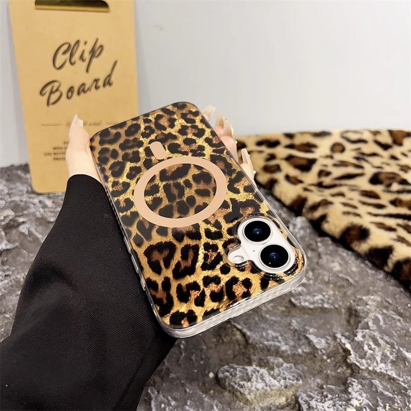 Cool Leopard | MagSafe Phone Case