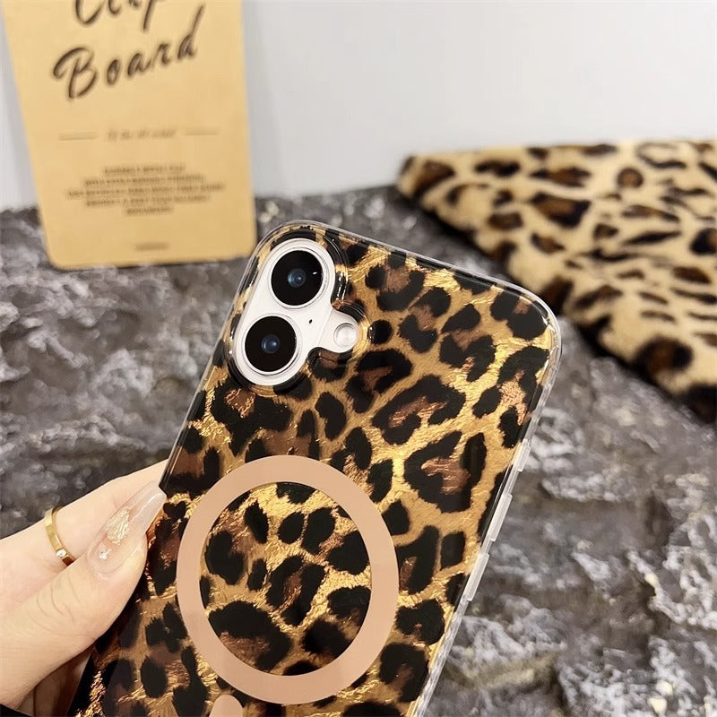 Cool Leopard | MagSafe Phone Case