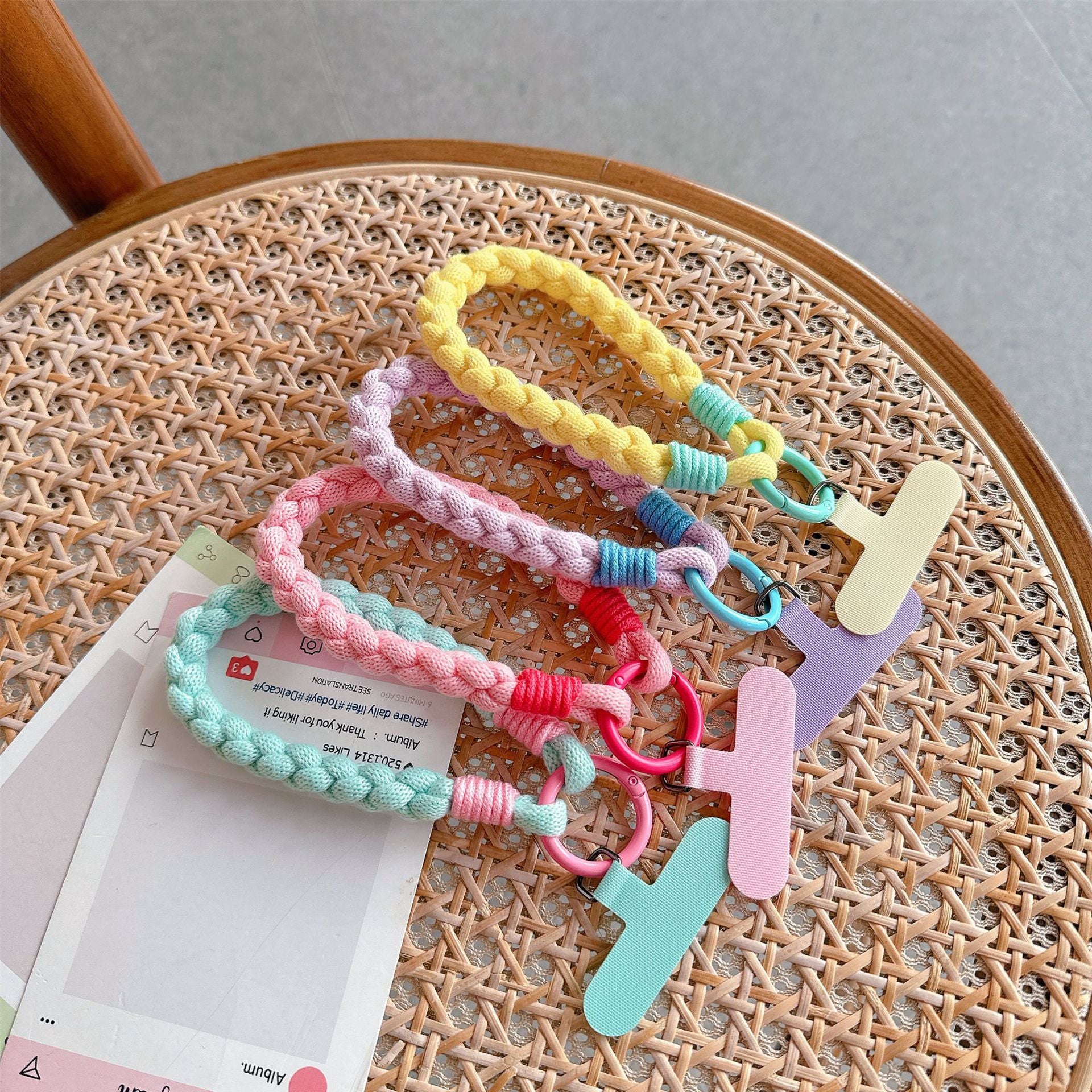 MONO-LINK | Plait Phone Charm