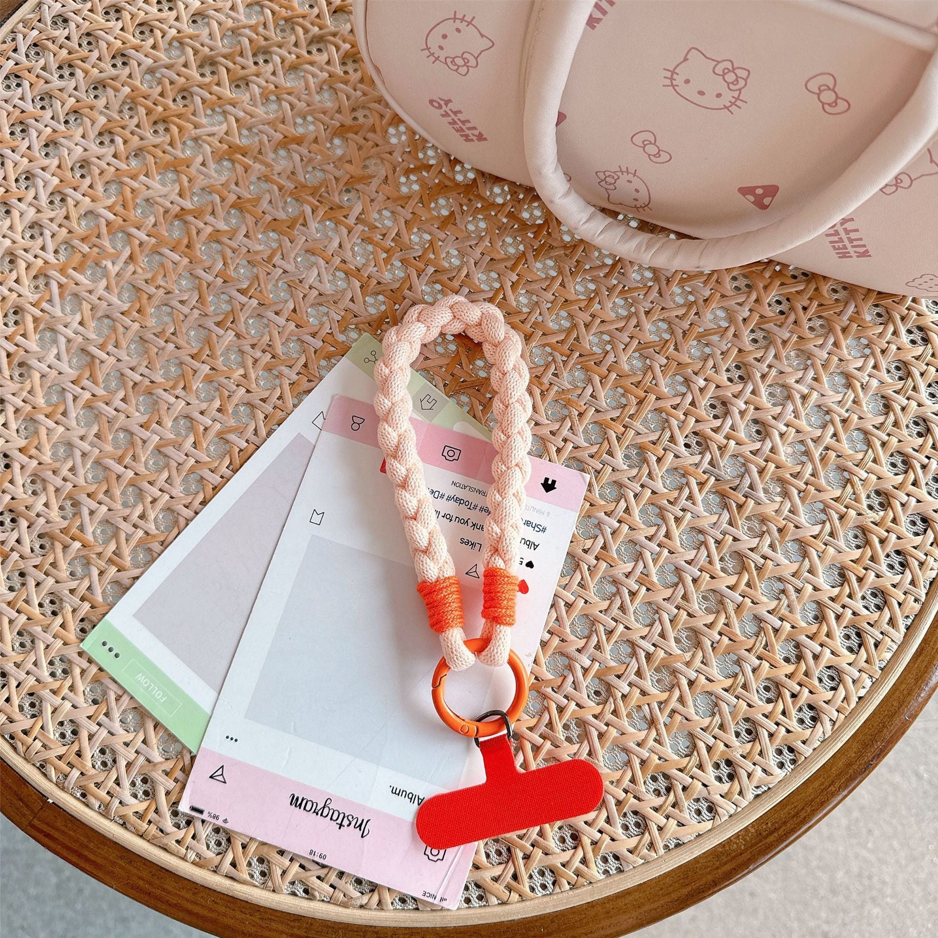 MONO-LINK | Plait Phone Charm