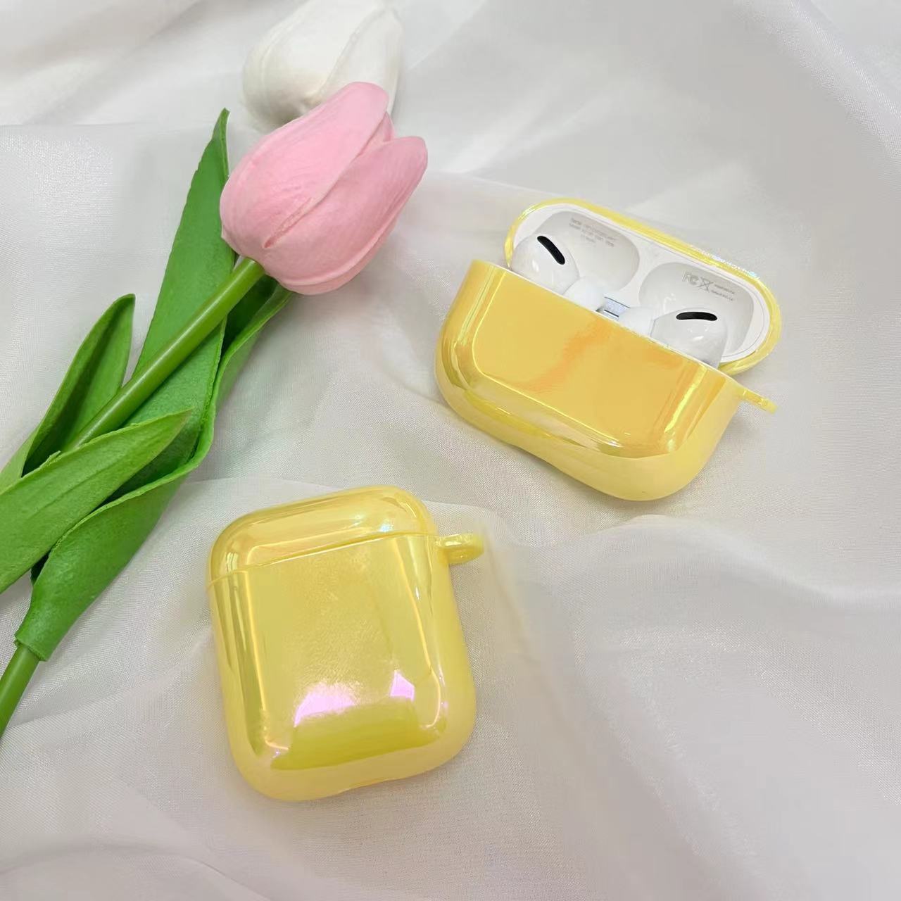 Chromatic Green Airpods Case