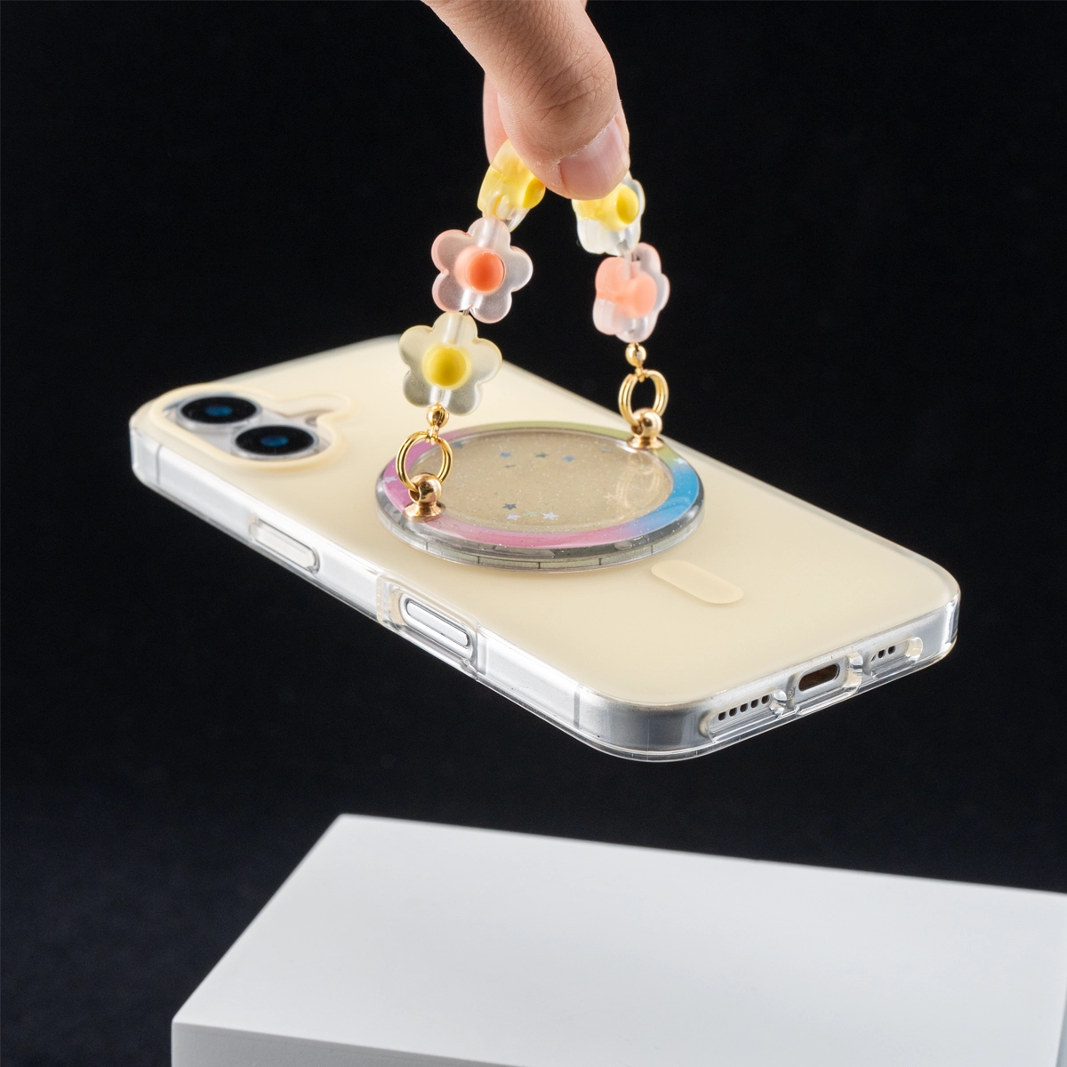 Glimmer Daisy Chain | MagSafe Phone Case Grip Set