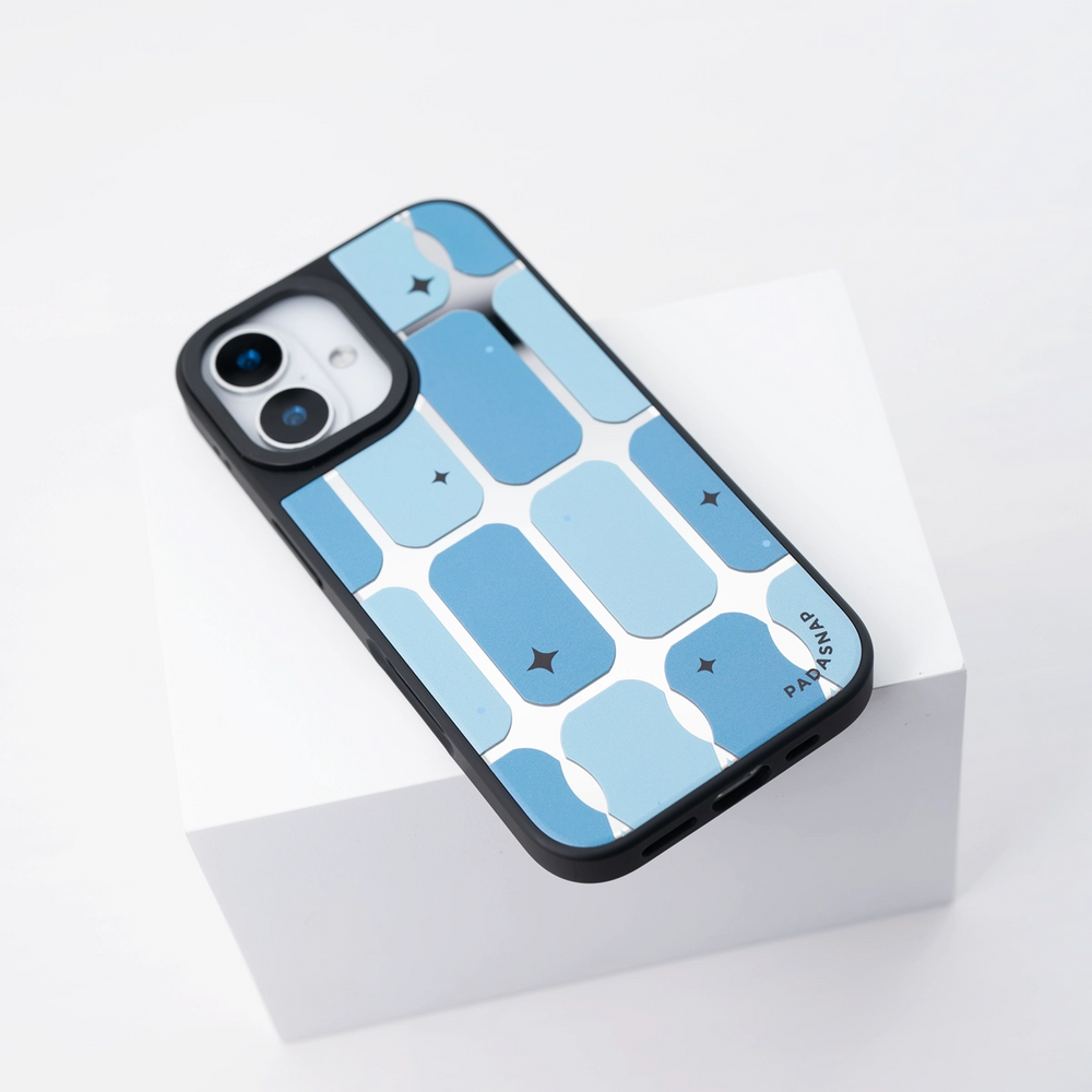 MirrorCharm | Purple MagSafe Phone Case
