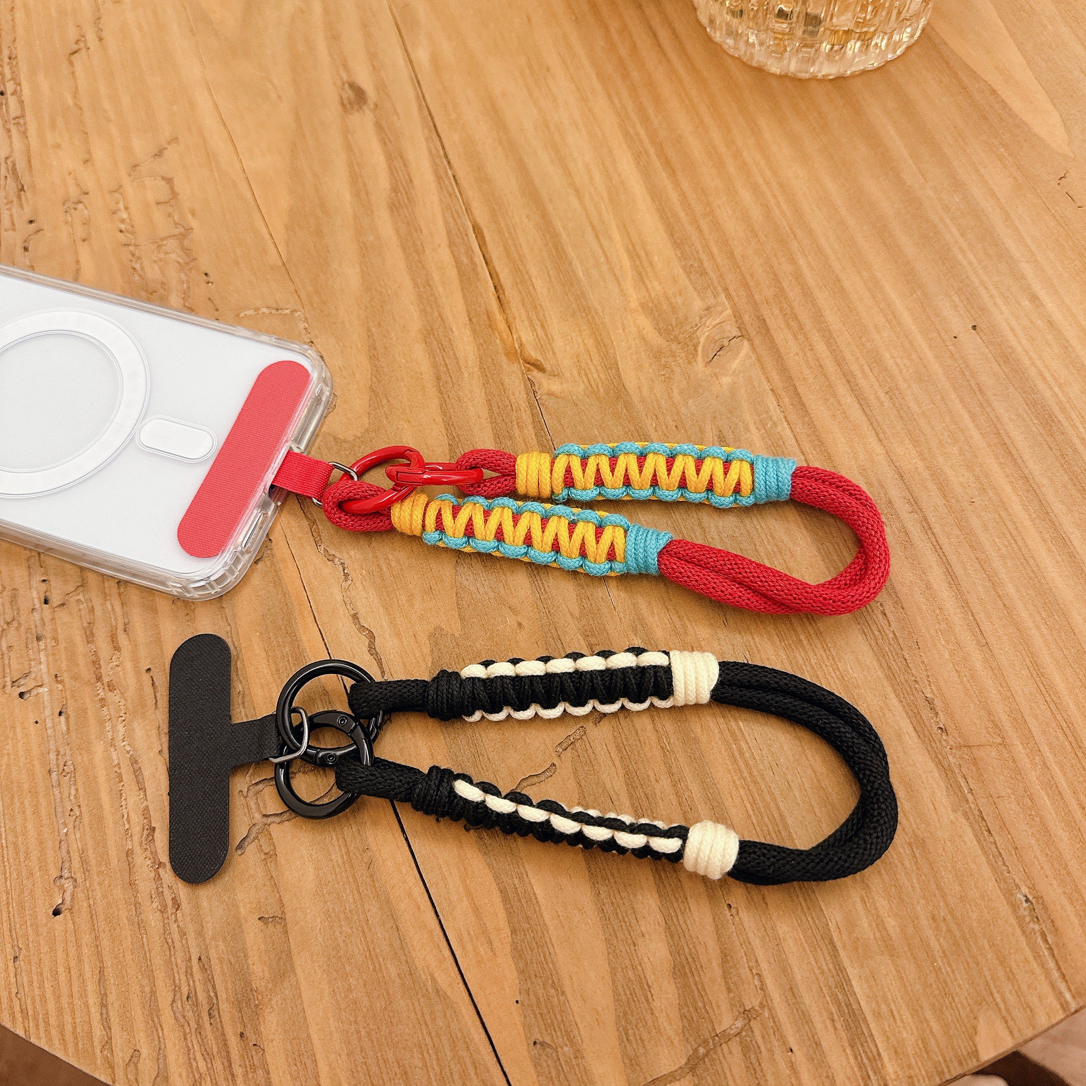 DOPA-WEAVE | Plait Phone Charm
