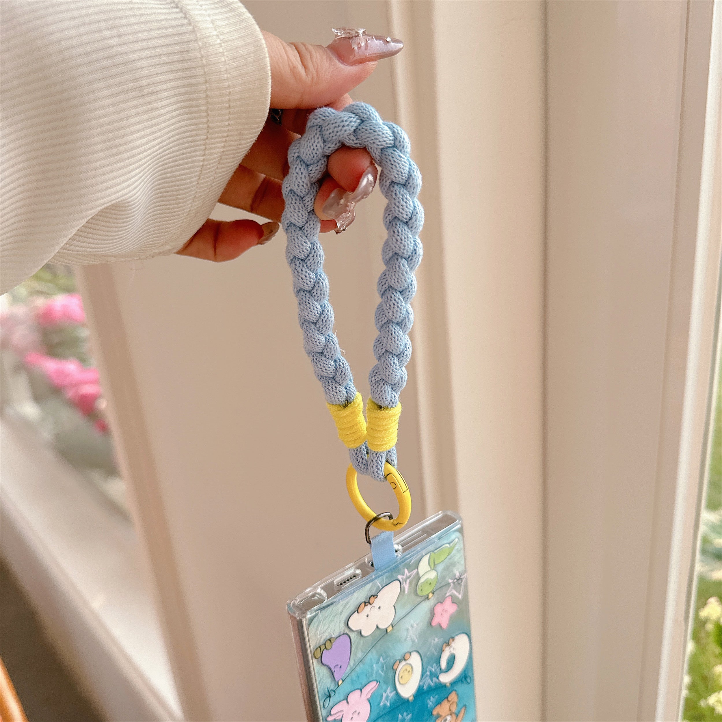 MONO-LINK | Plait Phone Charm