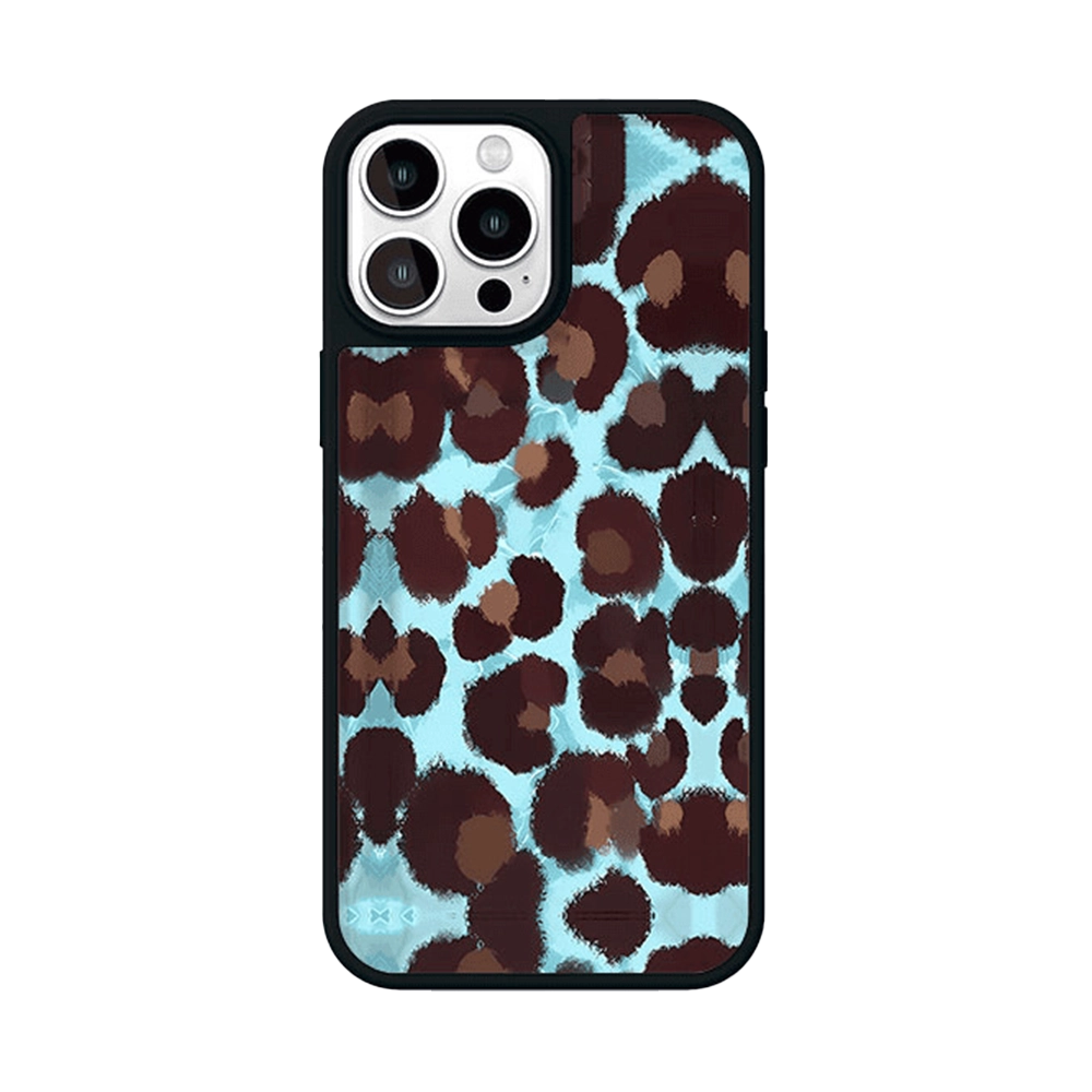 Wild Leopard Pattern MagSafe Phone Case