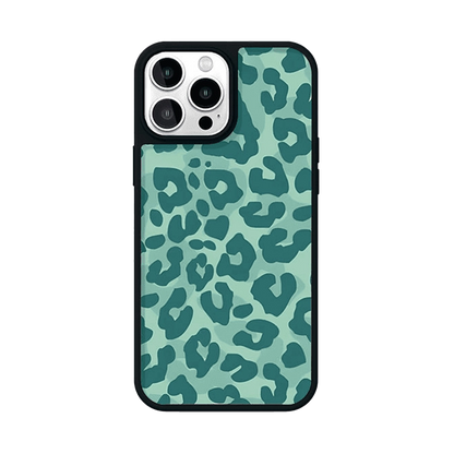 Wild Leopard Pattern MagSafe Phone Case