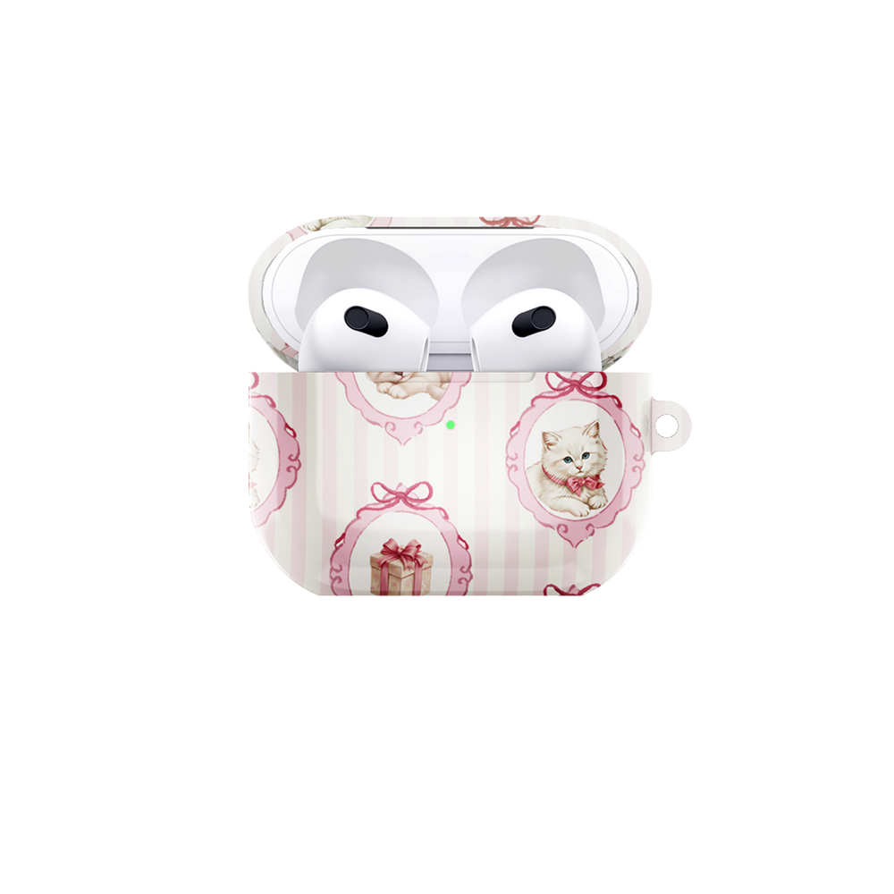 Lip Lock Airpods Case