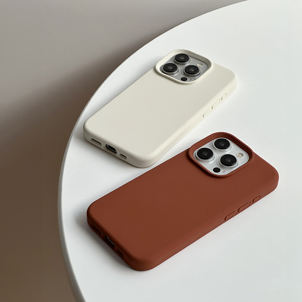 Velvet Touch | Soft Silicone Magsafe Phone Case