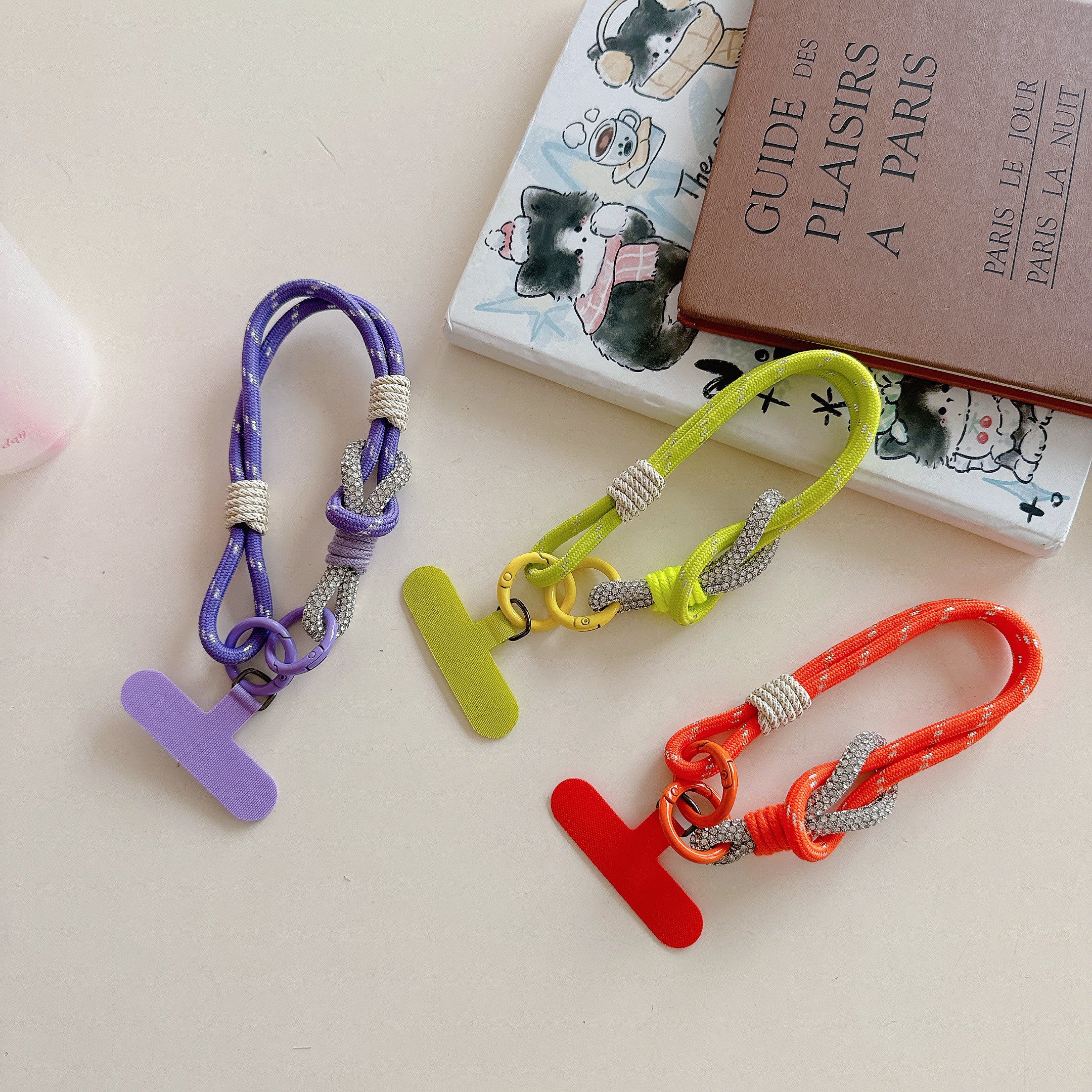 Glint Knot | SilverStrand Phone Charm