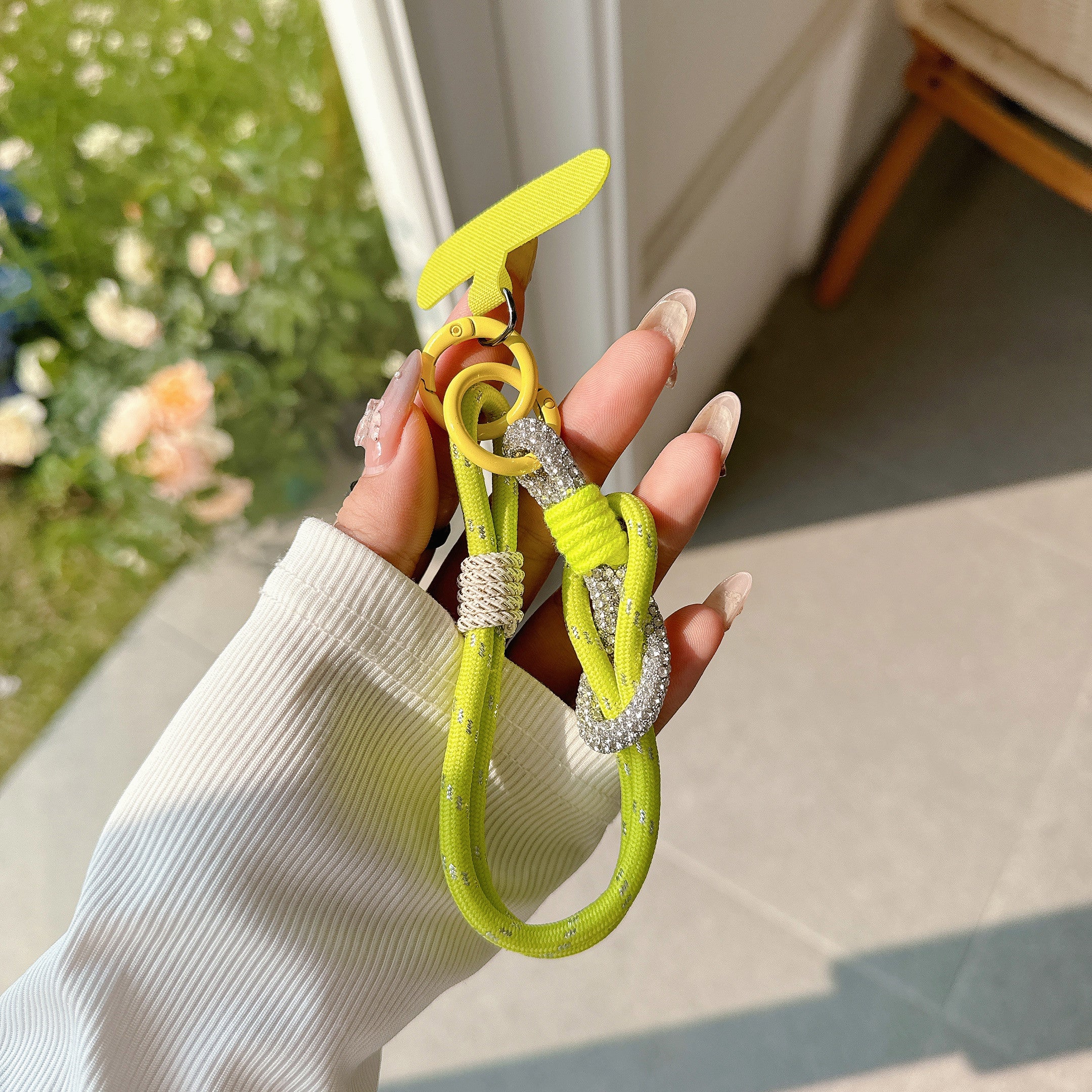 Glint Knot | SilverStrand Phone Charm
