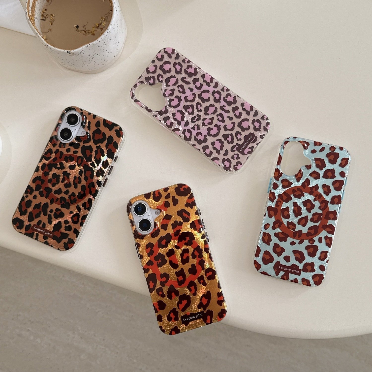 Leopard Print | Iridescent MagSafe Phone Case